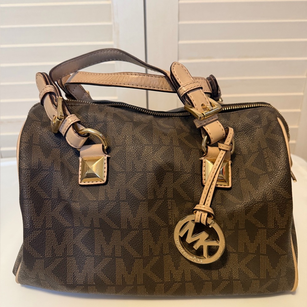 Michael Kors Brown and Cream Shoulder Bag